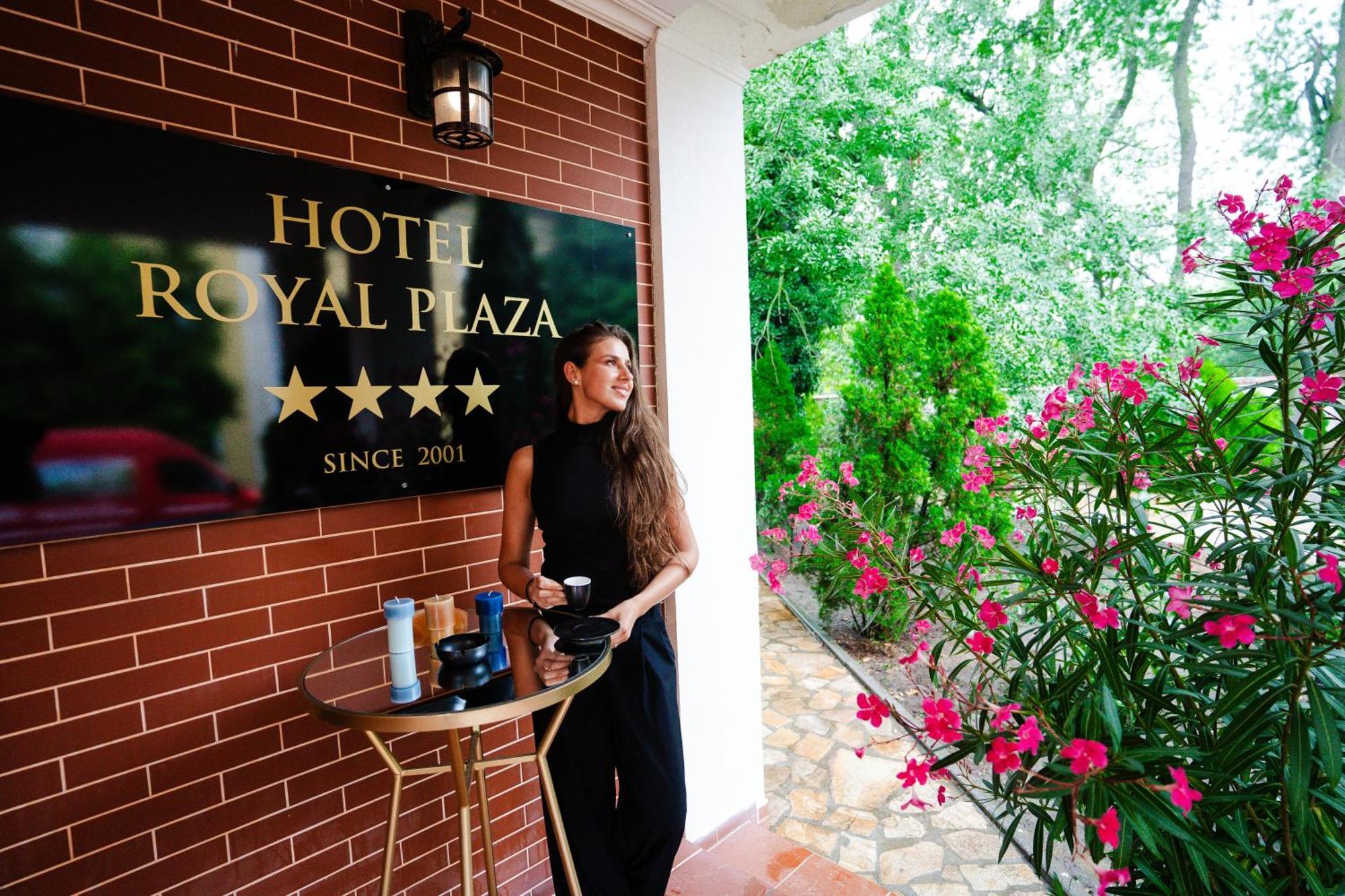 Hotel Royal Plaza By Timhotels Timişoara Exterior foto
