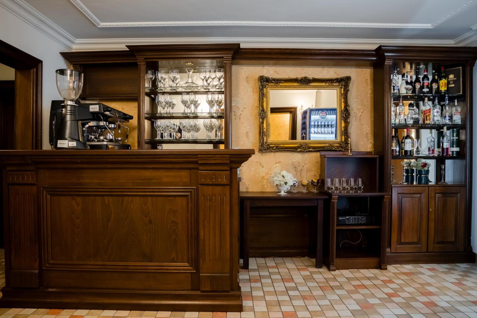 Hotel Royal Plaza By Timhotels Timişoara Exterior foto